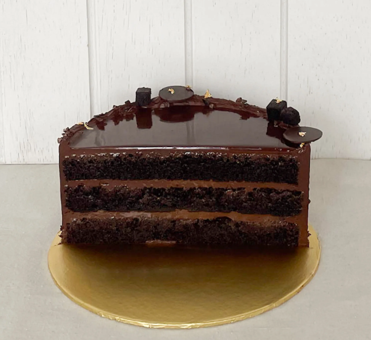 CHOCOLATE FUDGE CAKE (JCA13)